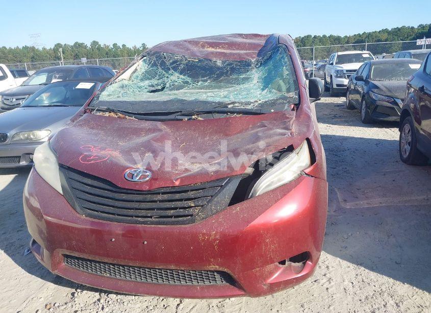 Photo 12 of 2011 Toyota Sienna BASE V6 (VIN 5TDZK3DC7BS084244)