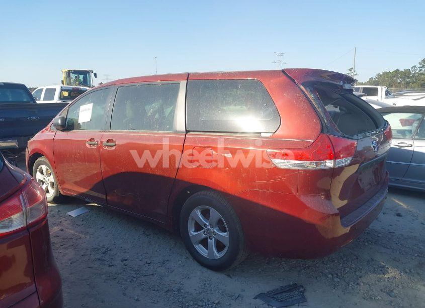 Photo 14 of 2011 Toyota Sienna BASE V6 (VIN 5TDZK3DC7BS084244)