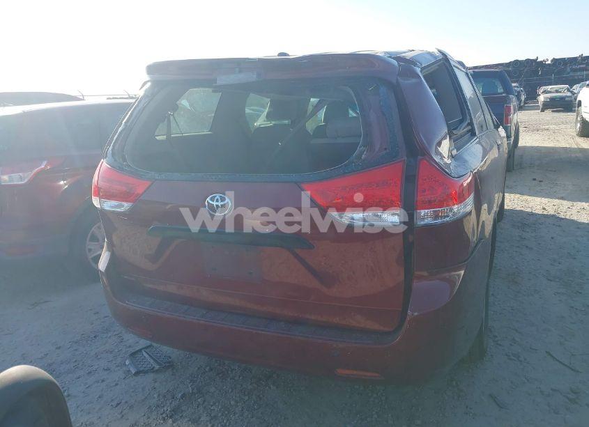 Photo 16 of 2011 Toyota Sienna BASE V6 (VIN 5TDZK3DC7BS084244)