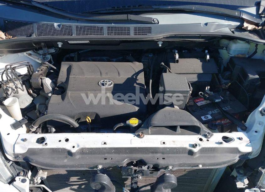 Photo 10 of 2012 Toyota Sienna BASE V6 7 PASSENGER (VIN 5TDZK3DC7CS270240)