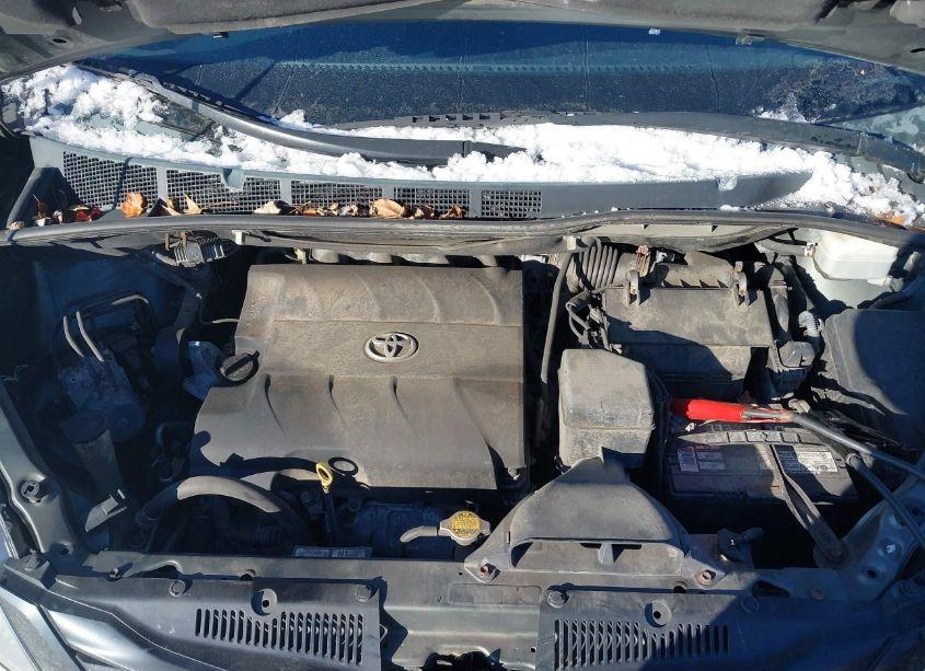Photo 10 of 2014 Toyota Sienna L V6 7 PASSENGER (VIN 5TDZK3DC7ES514505)