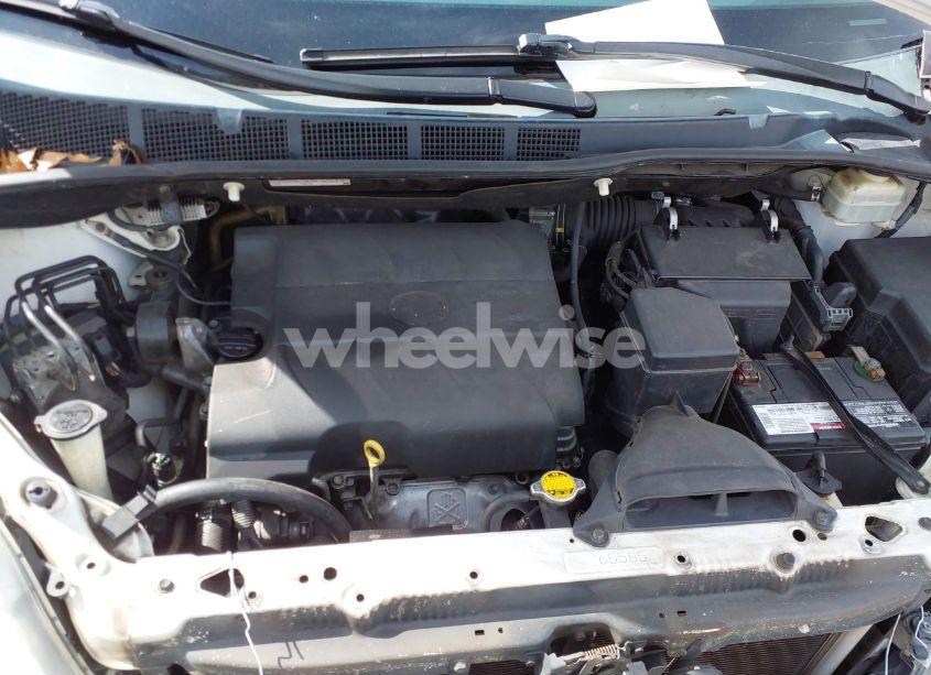 Photo 10 of 2015 Toyota Sienna L 7 PASSENGER (VIN 5TDZK3DC7FS575547)