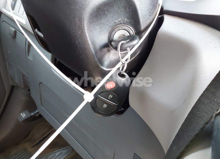 Photo 11 of 2015 Toyota Sienna L 7 PASSENGER (VIN 5TDZK3DC7FS575547)