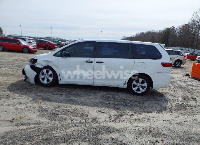Photo 14 of 2015 Toyota Sienna L 7 PASSENGER (VIN 5TDZK3DC7FS575547)