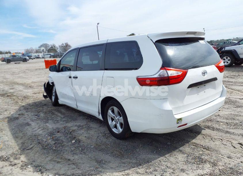 Photo 3 of 2015 Toyota Sienna L 7 PASSENGER (VIN 5TDZK3DC7FS575547)