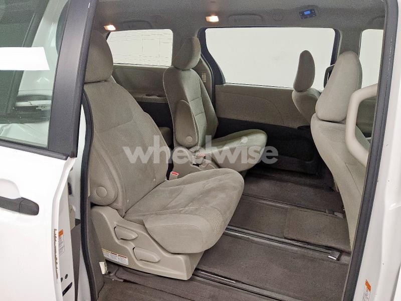 Photo 12 of 2016 TOYOTA SIENNA (VIN 5TDZK3DC7GS705344)