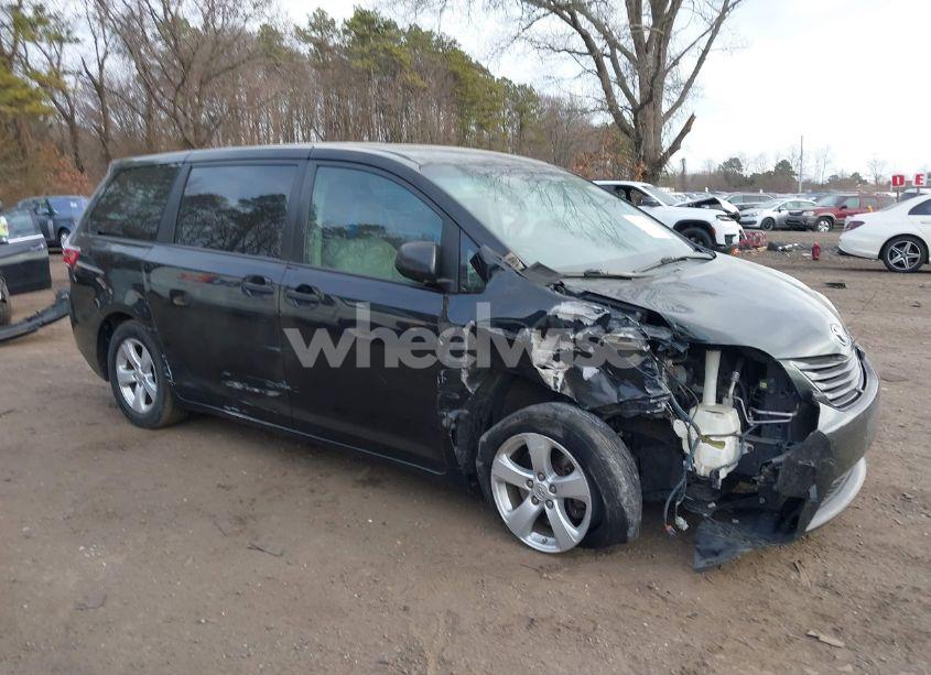 Photo 13 of 2016 Toyota Sienna L 7 PASSENGER (VIN 5TDZK3DC7GS721298)