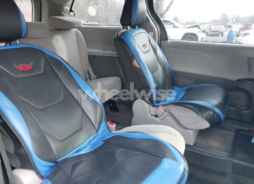 Photo 8 of 2016 Toyota Sienna L 7 PASSENGER (VIN 5TDZK3DC7GS721298)