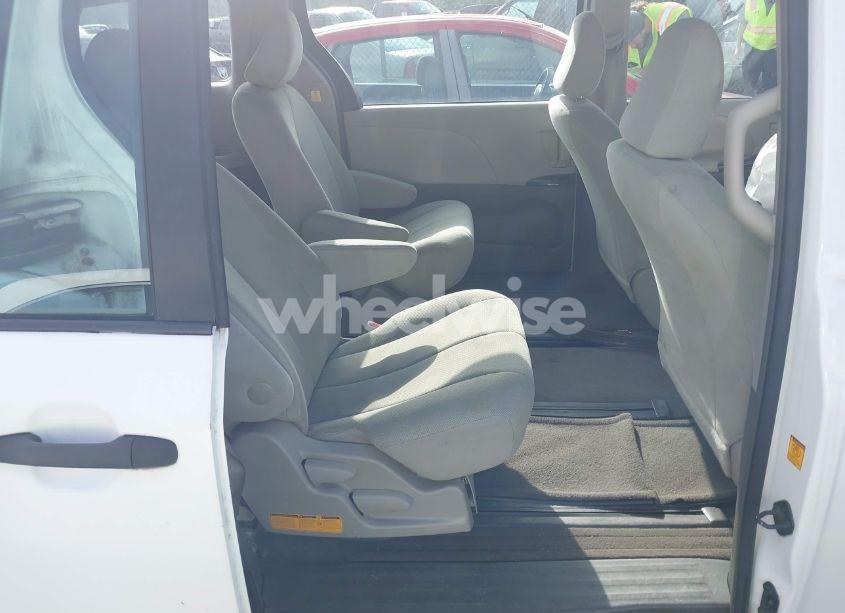 Photo 8 of 2012 Toyota Sienna BASE V6 7 PASSENGER (VIN 5TDZK3DC8CS180806)