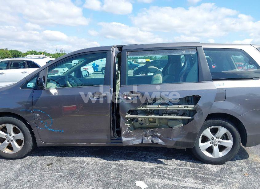 Photo 15 of 2012 Toyota Sienna BASE V6 7 PASSENGER (VIN 5TDZK3DC8CS190719)