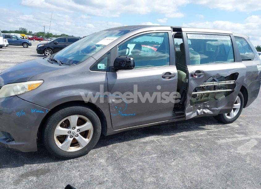 Photo 6 of 2012 Toyota Sienna BASE V6 7 PASSENGER (VIN 5TDZK3DC8CS190719)