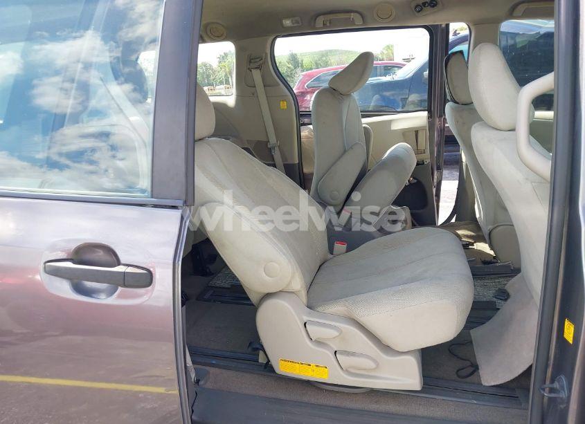 Photo 8 of 2012 Toyota Sienna BASE V6 7 PASSENGER (VIN 5TDZK3DC8CS190719)