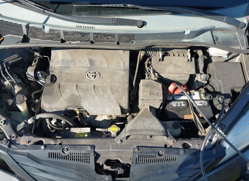 Photo 10 of 2013 Toyota Sienna L V6 7 PASSENGER (VIN 5TDZK3DC8DS286853)