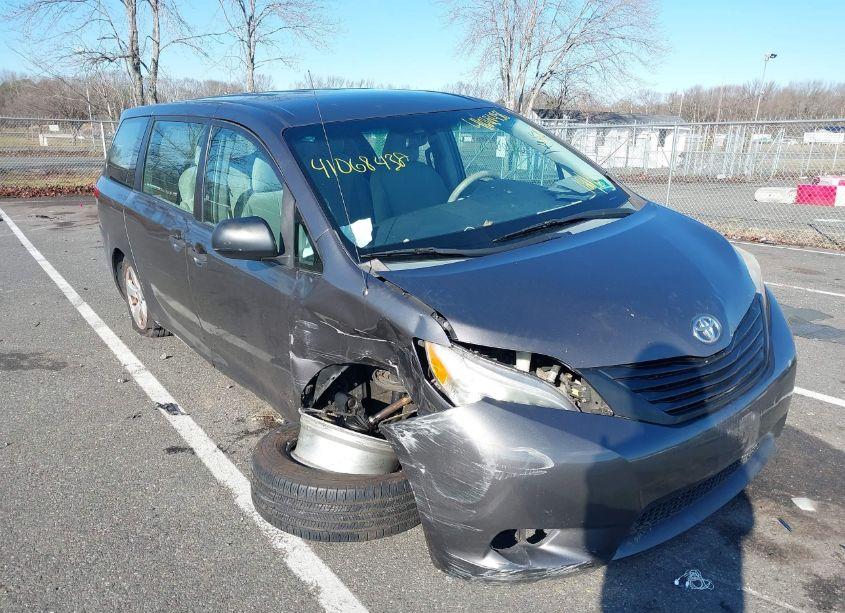 Photo 6 of 2013 Toyota Sienna L V6 7 PASSENGER (VIN 5TDZK3DC8DS286853)