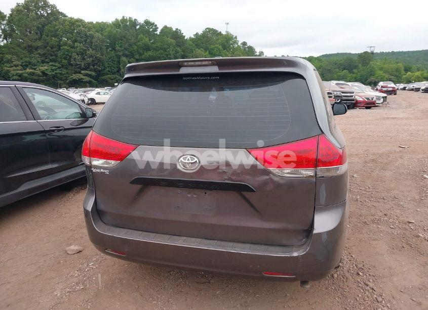 Photo 16 of 2014 Toyota Sienna L V6 7 PASSENGER (VIN 5TDZK3DC8ES470837)