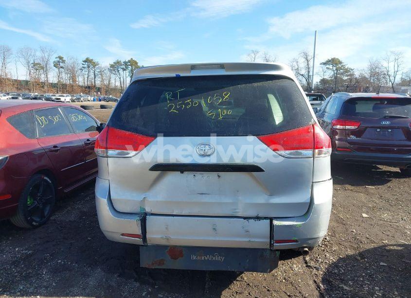 Photo 15 of 2014 Toyota Sienna L V6 7 PASSENGER (VIN 5TDZK3DC8ES476153)