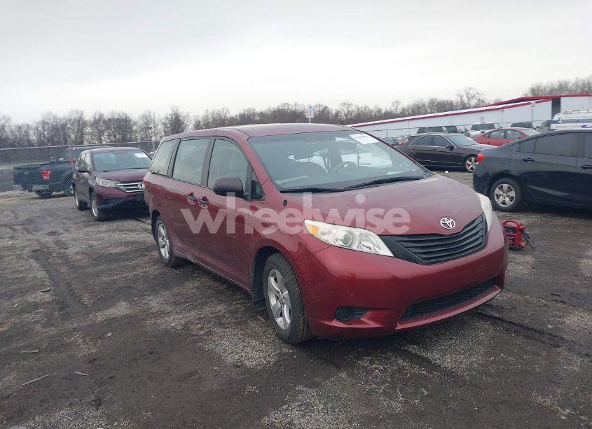 2014 Toyota Sienna L V6 7 PASSENGER (VIN 5TDZK3DC8ES477402) main photo