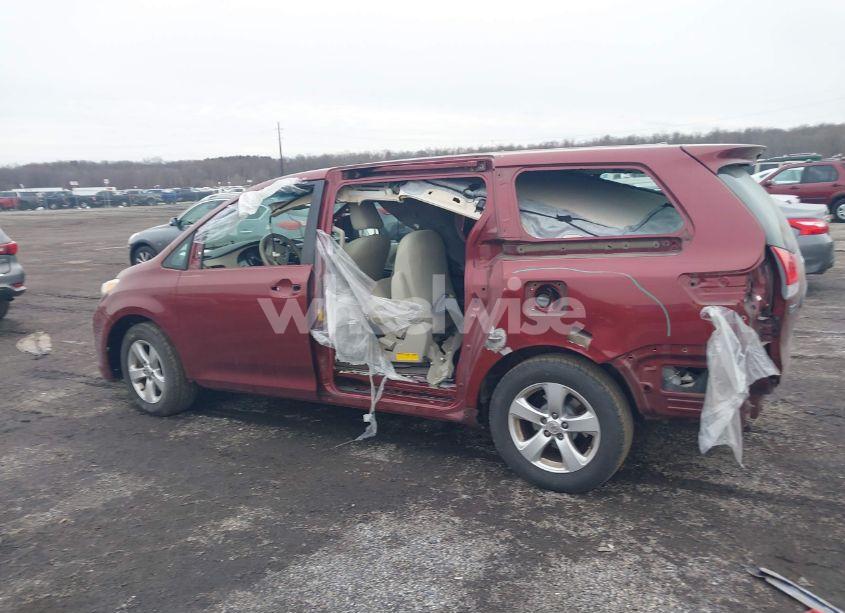 Photo 14 of 2014 Toyota Sienna L V6 7 PASSENGER (VIN 5TDZK3DC8ES477402)