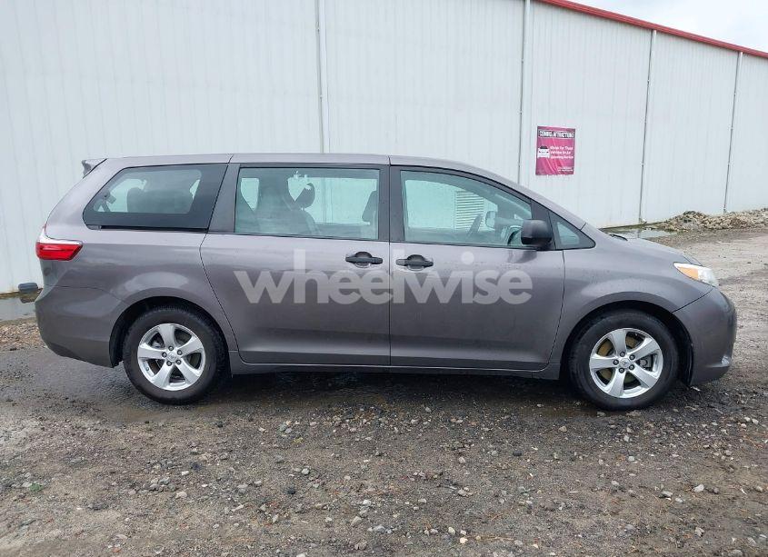 Photo 13 of 2015 Toyota Sienna L 7 PASSENGER (VIN 5TDZK3DC8FS678539)