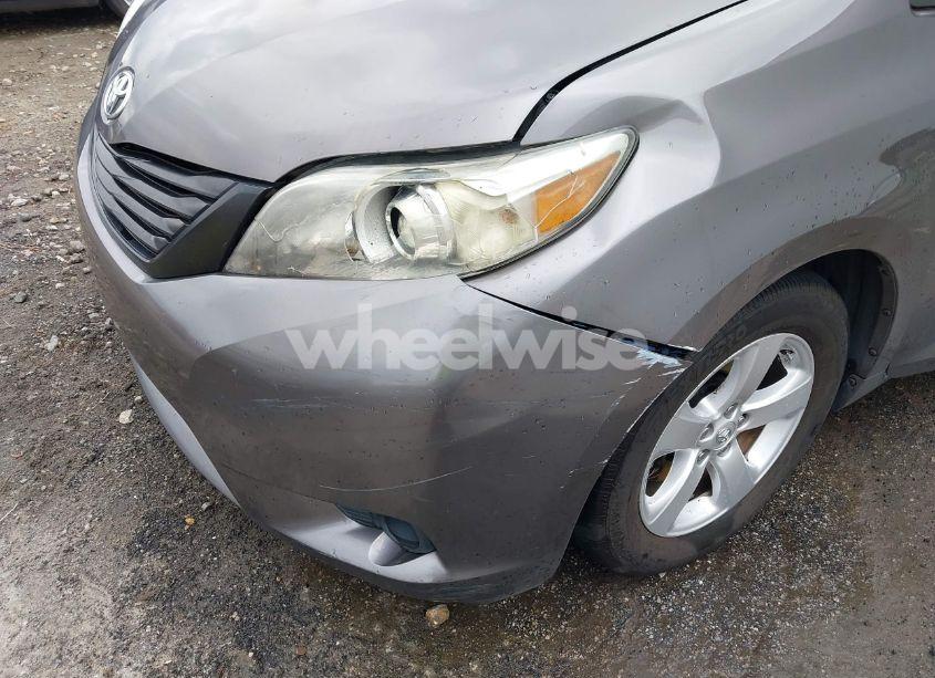 Photo 6 of 2015 Toyota Sienna L 7 PASSENGER (VIN 5TDZK3DC8FS678539)