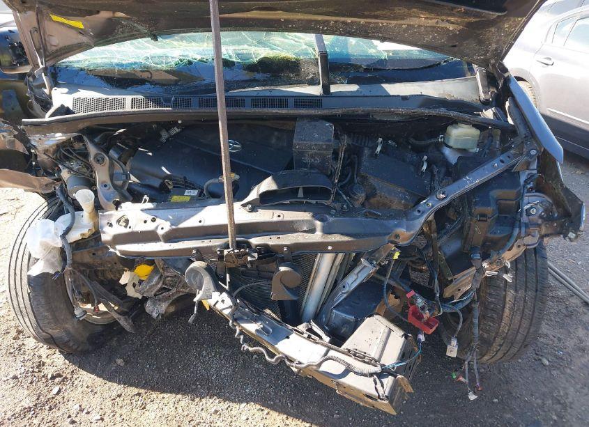 Photo 10 of 2016 Toyota Sienna L 7 PASSENGER (VIN 5TDZK3DC8GS725330)