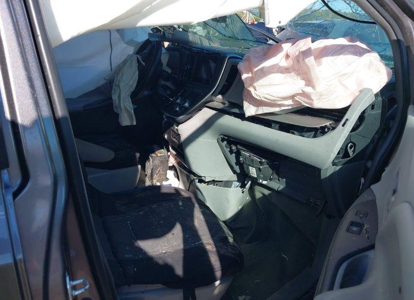 Photo 5 of 2016 Toyota Sienna L 7 PASSENGER (VIN 5TDZK3DC8GS725330)