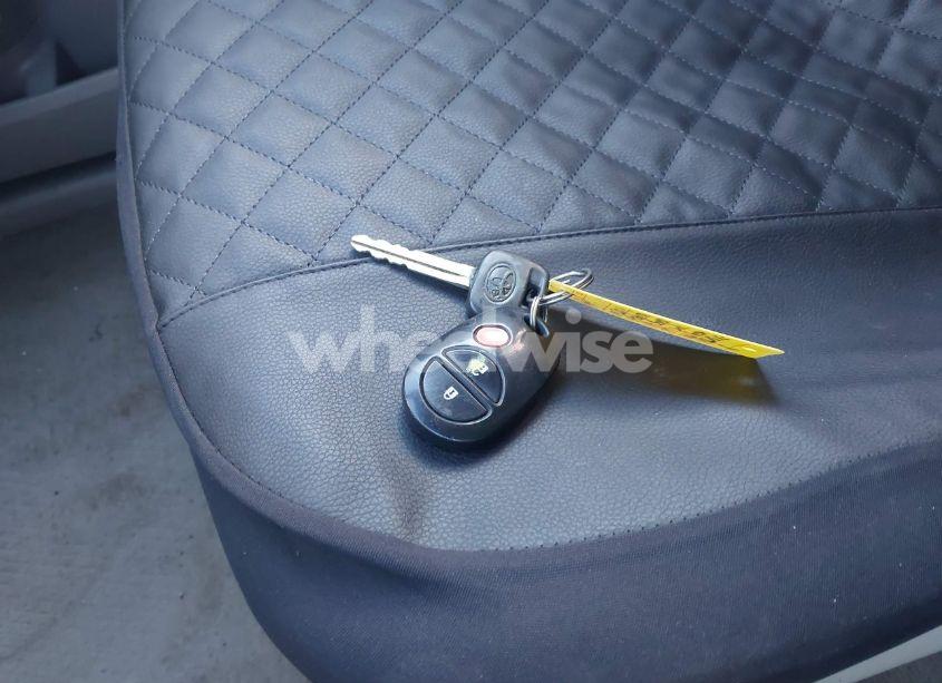 Photo 11 of 2011 Toyota Sienna BASE V6 (VIN 5TDZK3DC9BS028189)
