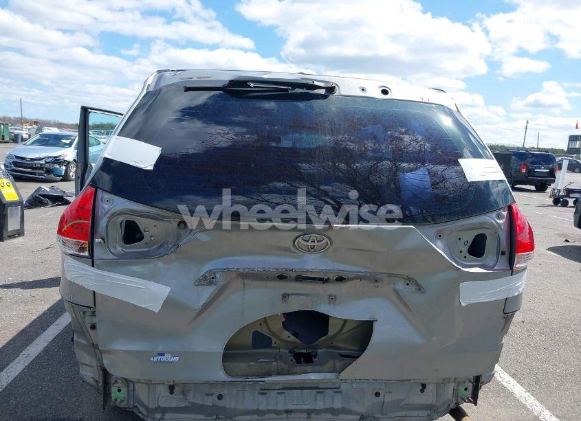 Photo 6 of 2013 Toyota Sienna L V6 7 PASSENGER (VIN 5TDZK3DC9DS298333)