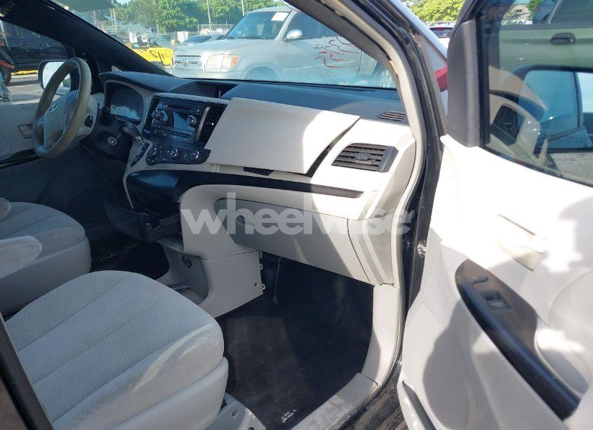 Photo 5 of 2013 Toyota Sienna L V6 7 PASSENGER (VIN 5TDZK3DC9DS357722)