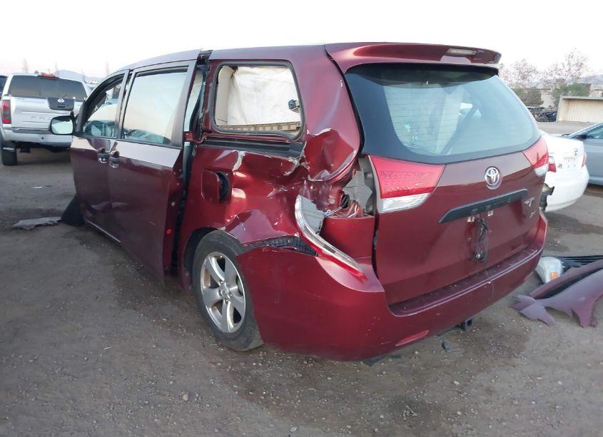 Photo 3 of 2013 Toyota Sienna L V6 7 PASSENGER (VIN 5TDZK3DC9DS381681)