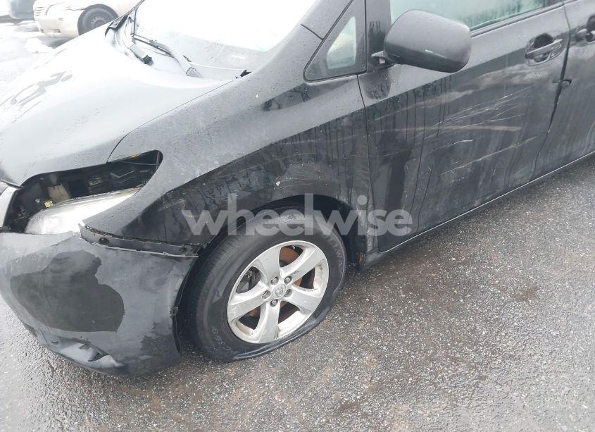 Photo 6 of 2014 Toyota Sienna L V6 7 PASSENGER (VIN 5TDZK3DC9ES444537)