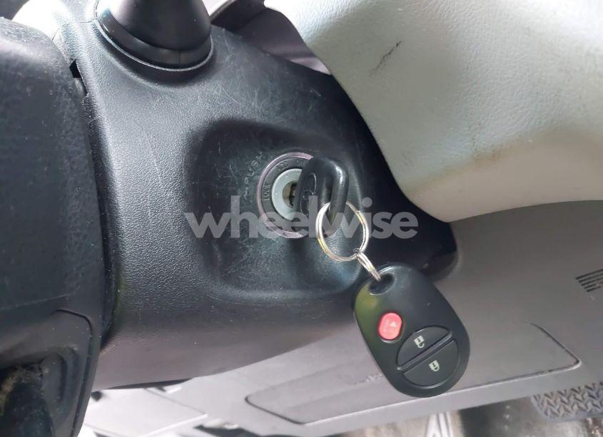 Photo 11 of 2015 Toyota Sienna L 7 PASSENGER (VIN 5TDZK3DC9FS582287)