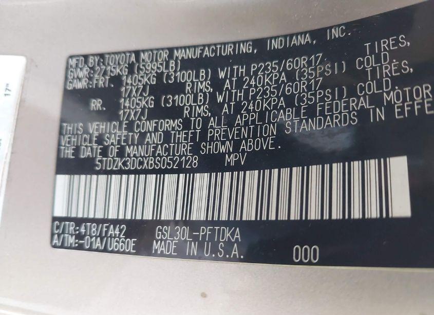 Photo 9 of 2011 Toyota Sienna BASE V6 (VIN 5TDZK3DCXBS052128)