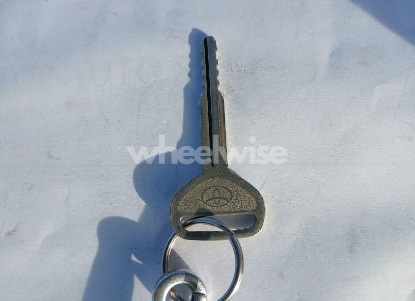 Photo 11 of 2012 Toyota Sienna BASE V6 7 PASSENGER (VIN 5TDZK3DCXCS258843)