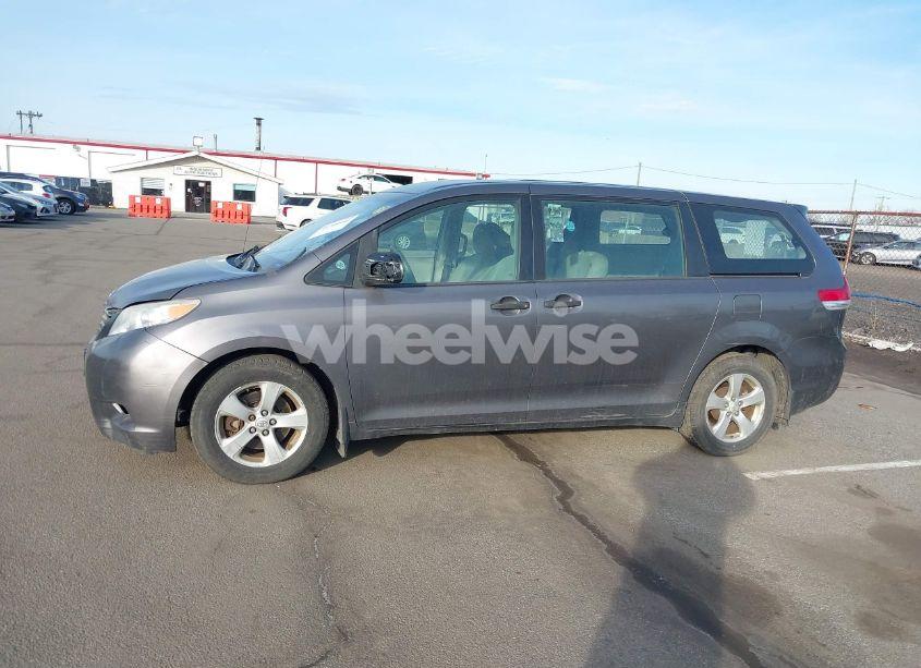 Photo 14 of 2012 Toyota Sienna BASE V6 7 PASSENGER (VIN 5TDZK3DCXCS258843)