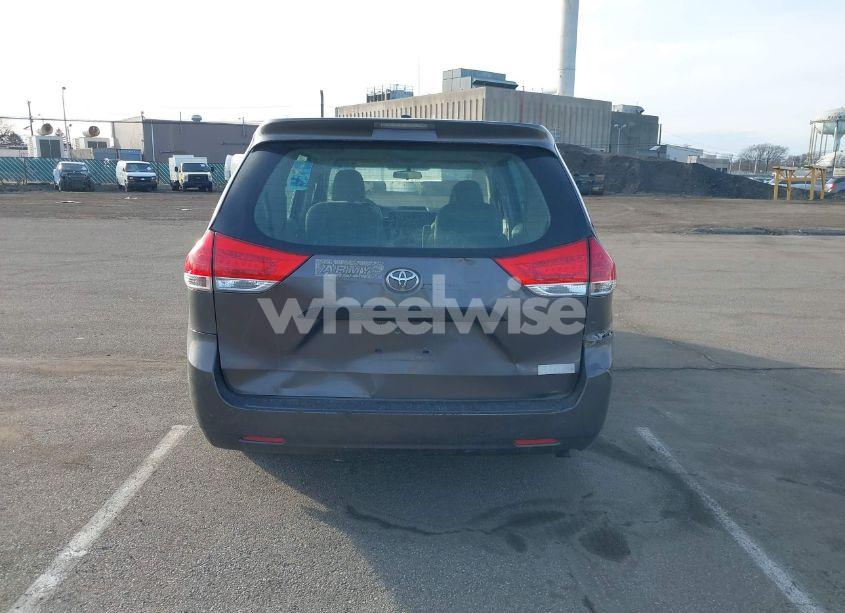 Photo 16 of 2012 Toyota Sienna BASE V6 7 PASSENGER (VIN 5TDZK3DCXCS258843)