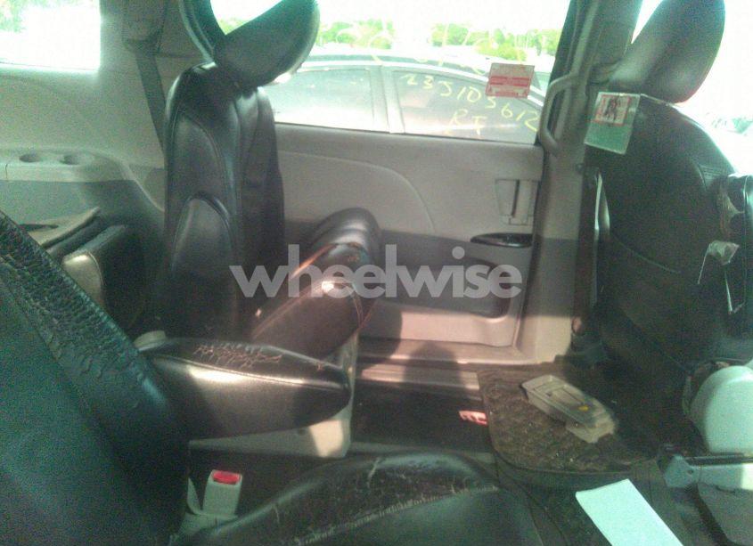 Photo 8 of 2013 Toyota Sienna L V6 7 PASSENGER (VIN 5TDZK3DCXDS372391)