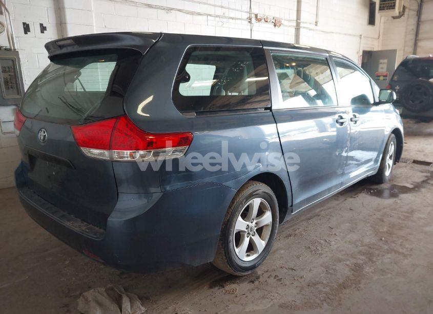 Photo 4 of 2014 Toyota Sienna L V6 7 PASSENGER (VIN 5TDZK3DCXES434910)