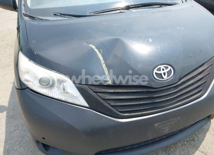 Photo 6 of 2014 Toyota Sienna L V6 7 PASSENGER (VIN 5TDZK3DCXES450220)