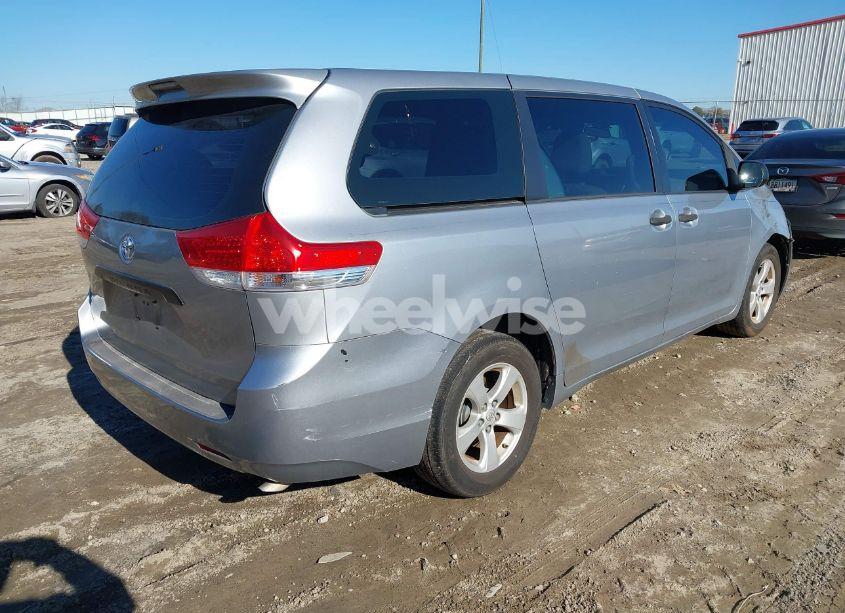 Photo 4 of 2014 Toyota Sienna L V6 7 PASSENGER (VIN 5TDZK3DCXES484819)