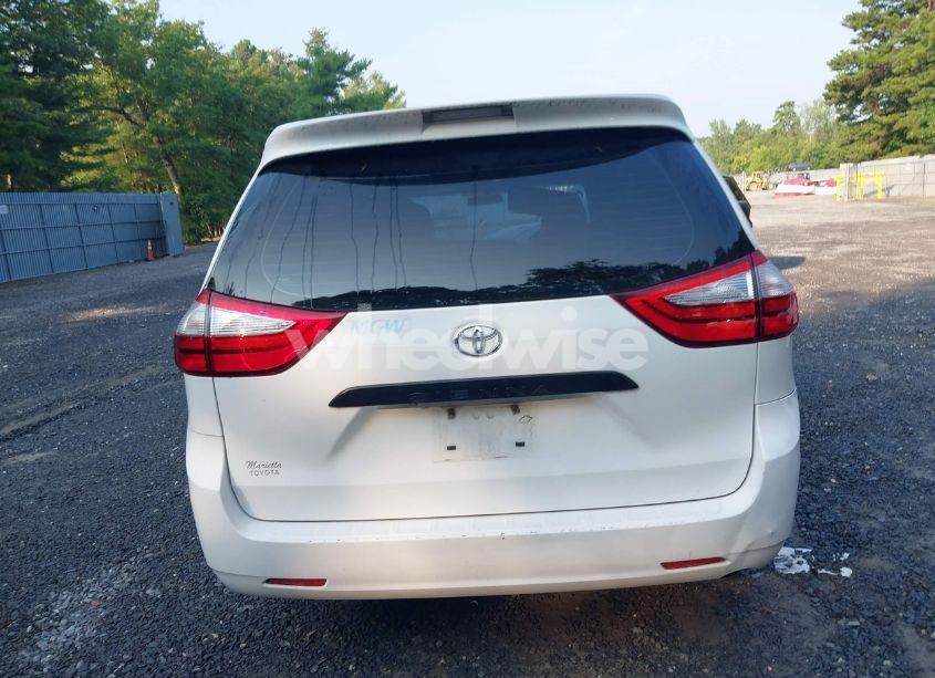 Photo 16 of 2015 Toyota Sienna L 7 PASSENGER (VIN 5TDZK3DCXFS614096)