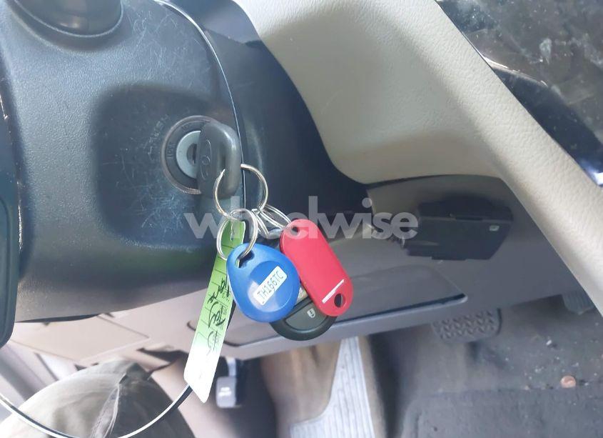 Photo 11 of 2015 Toyota Sienna L (VIN 5TDZK3DCXFS640245)