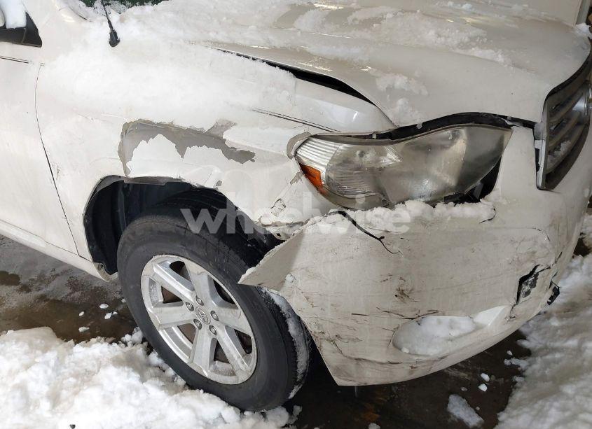 Photo 6 of 2010 Toyota Highlander BASE V6 (VIN 5TDZK3EH0AS005649)