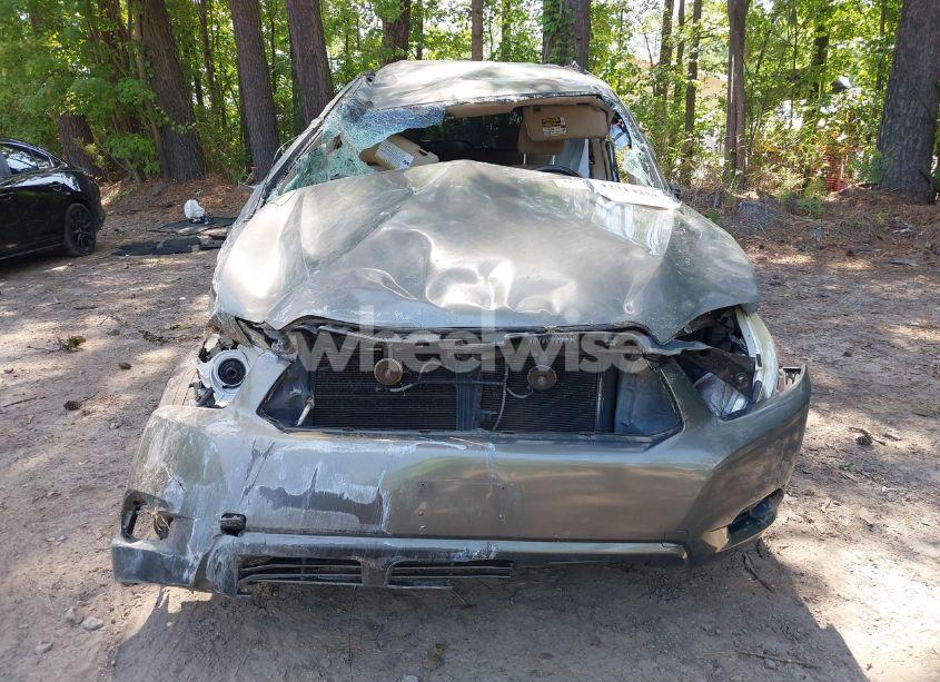 Photo 12 of 2010 Toyota Highlander BASE V6 (VIN 5TDZK3EH0AS023732)