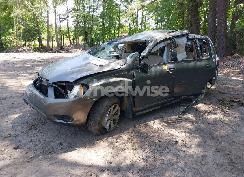 Photo 2 of 2010 Toyota Highlander BASE V6 (VIN 5TDZK3EH0AS023732)