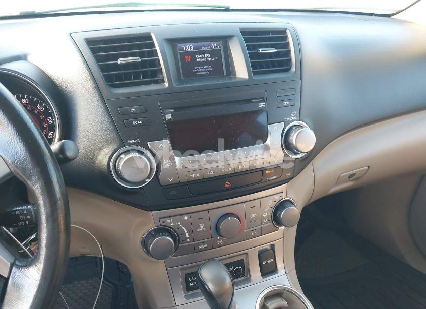 Photo 21 of 2011 Toyota Highlander SE V6 (VIN 5TDZK3EH0BS033260)