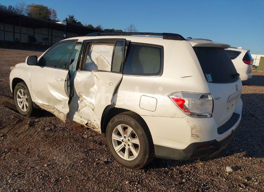 Photo 3 of 2011 Toyota Highlander SE V6 (VIN 5TDZK3EH0BS033260)