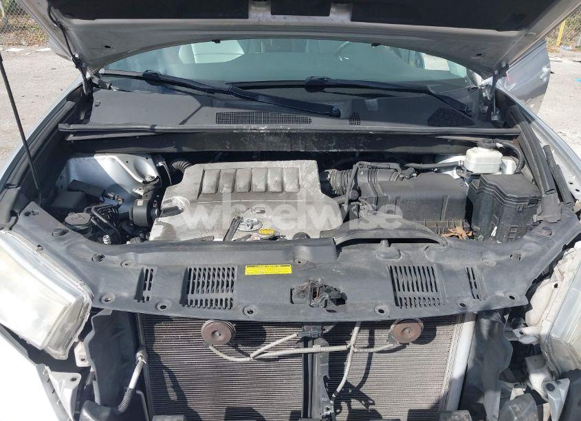 Photo 10 of 2011 Toyota Highlander SE V6 (VIN 5TDZK3EH0BS036157)
