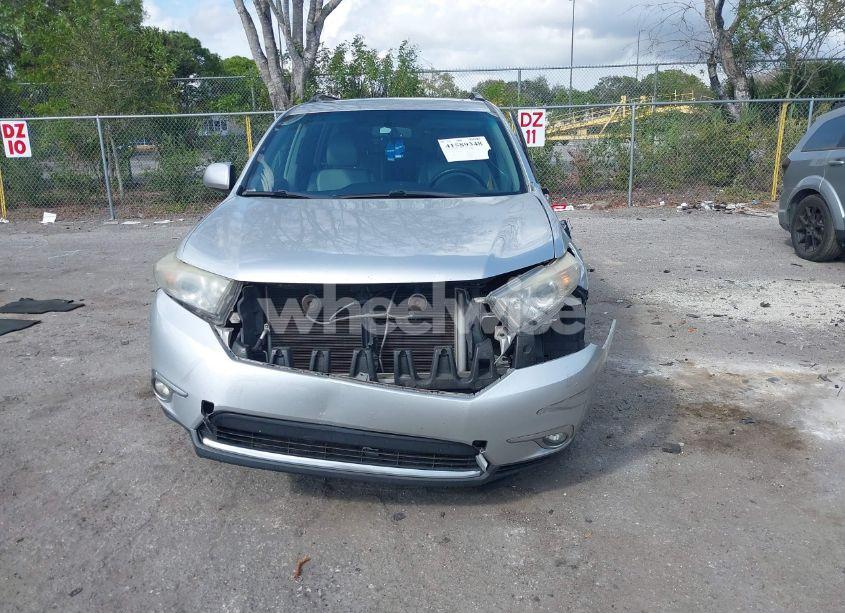 Photo 12 of 2011 Toyota Highlander SE V6 (VIN 5TDZK3EH0BS036157)