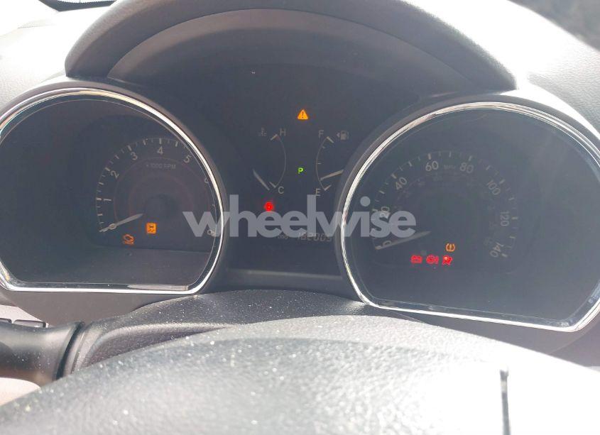 Photo 7 of 2011 Toyota Highlander SE V6 (VIN 5TDZK3EH0BS036157)